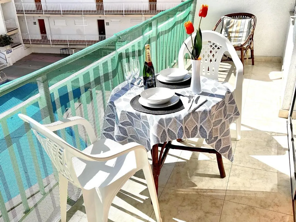 Apartbeach Sayonara Family Apartment Salou