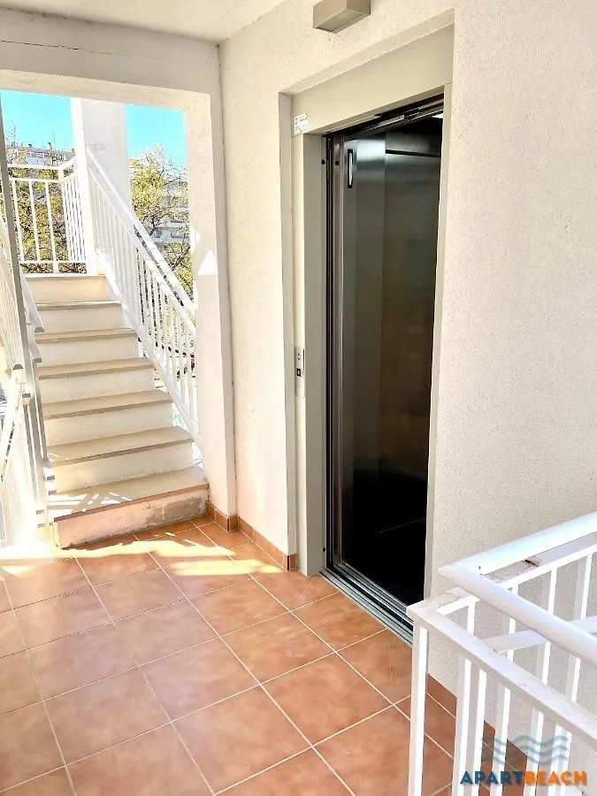 Apartbeach Sayonara Family Apartment Salou